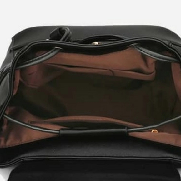 Flap Backpack - Picture 4 of 6